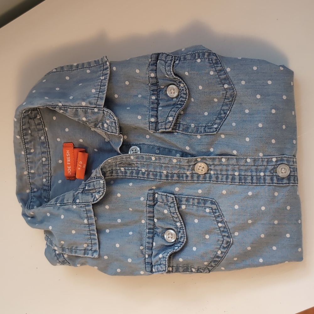 Joe Fresh Girls Button Up Denim Shirt With Polka Dots, Size Small/6, EUC